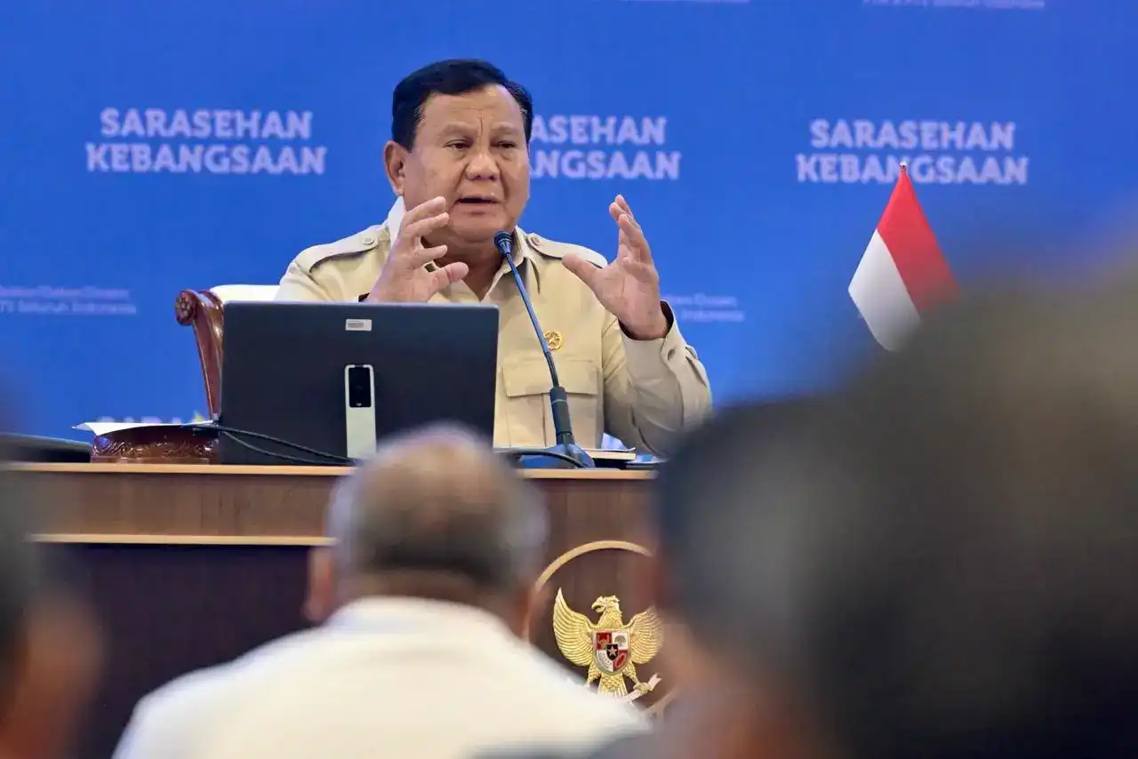 prabowo-optimalkan-pemanfaatan-teknologi-untuk-percepat-penyelesaian-persoalan-nasional