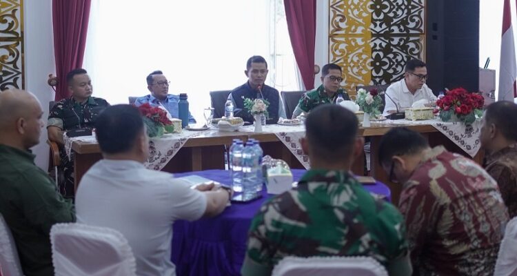 bupati-solok-dan-tanah-datar-sepakati-dukungan-lahan-untuk-pembangunan-batalyon-tp-951