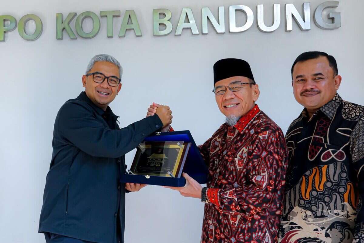 Studi Komparatif Pemko Padang ke Pemko Bandung terkait Pengelolaan Parkir Digital di Balai Kota Bandung, Senin (29/6/2026). Foto : Istimewa