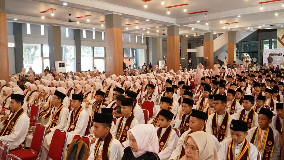 333 Santri Tahfidz Padang Siap Gerakkan Keagamaan Kota