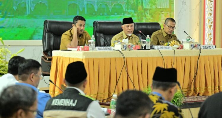 siasat-kemenhaj-sumbar-hadapi-antrean-haji-26-tahun,-ajak-siswa-nabung-haji-sejak-bangku-sekolah