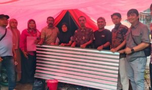 wujud-kepedulian-lingkungan,-pt-semen-padang-salurkan-bantuan-rehabilitasi-rumah-korban-kebakaran-di-batu-gadang wujud-kepedulian-lingkungan,-pt-semen-padang-salurkan-bantuan-rehabilitasi-rumah-korban-kebakaran-di-batu-gadang