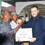 perkuat-ketahanan-pangan,-pemko-padang-luncurkan-program-‘padang-mandiri-benih-padi’-dan-salurkan-14,37-ton-benih-bersertifikat