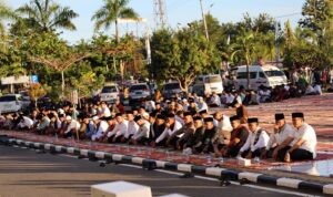 shalawat,-zikir,-dan-doa-bersama-warnai-hut-ke-24-kota-pariaman