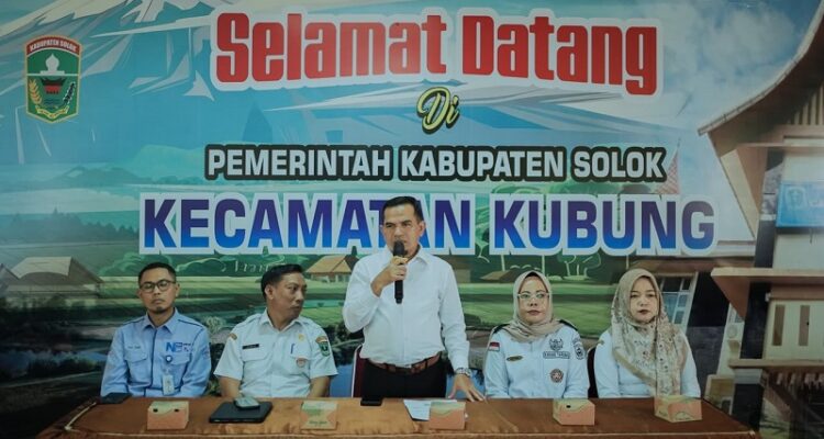 wabup-solok-motivasi-calon-penerima-bantuan-usaha-korban-bencana