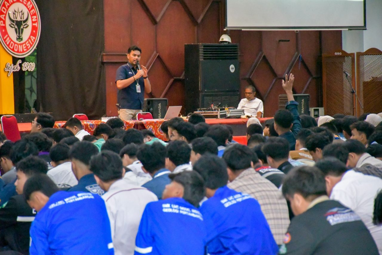 terima-450-mahasiswa-dan-pelajar-magang,-pt-semen-padang-perkuat-kompetensi-dan-budaya-k3