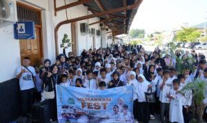 muharam-fest:-kai-divre-ii-sumbar-dan-yai-padang-ajak-170-anak-yatim-plesiran-naik-kereta-ke-pantai-gandoriah muharam-fest:-kai-divre-ii-sumbar-dan-yai-padang-ajak-170-anak-yatim-plesiran-naik-kereta-ke-pantai-gandoriah