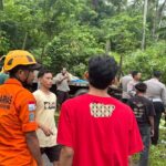 truk-besi-gagal-menanjak-di-padang-pariaman,-kernet-tewas-terjepit,-tim-sar-gerak-cepat-evakuasi-korban