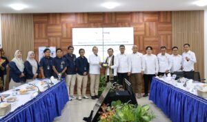 kunjungi-bulog-sumbar,-bakn-dpr-ri-tegaskan-dukungan-pendanaan-untuk-stabilisasi-pangan kunjungi-bulog-sumbar,-bakn-dpr-ri-tegaskan-dukungan-pendanaan-untuk-stabilisasi-pangan