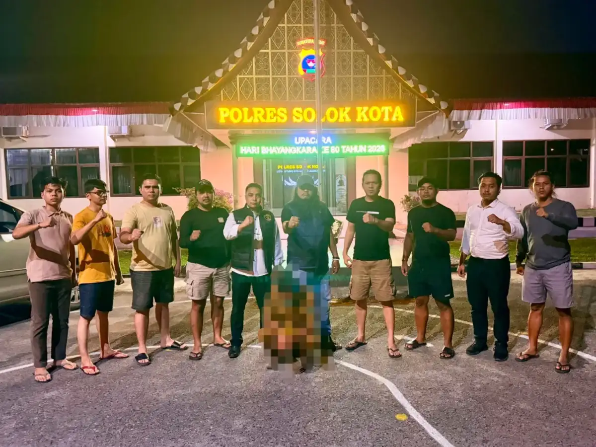 gelapkan-uang-pajak-kendaraan,-oknum-asn-samsat-solok-ditangkap-polisi