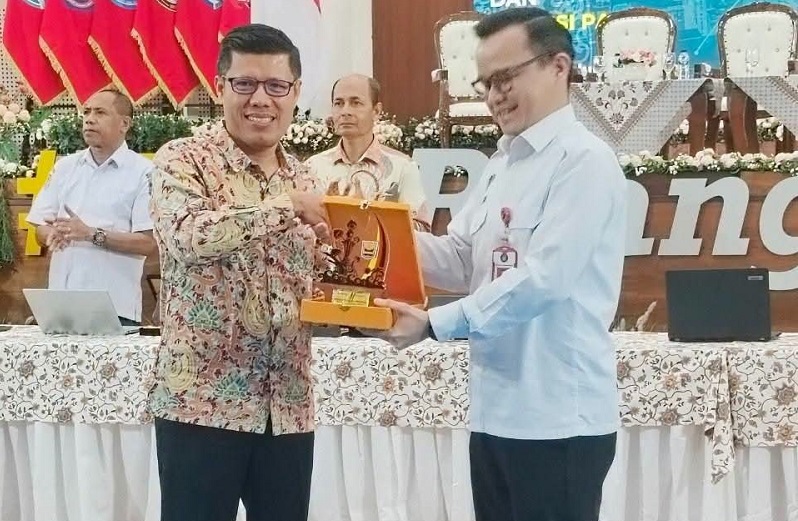 kominfo-pariaman-perkuat-transformasi-digital,-teken-pks-sertifikat-elektronik-dengan-bssn