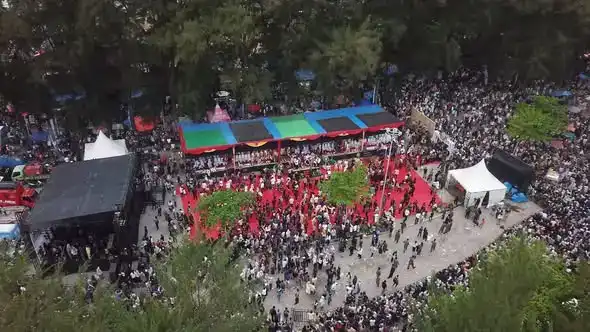 pesona-budaya-hoyak-tabuik-2026-sukses-dongkrak-ekonomi-pariaman