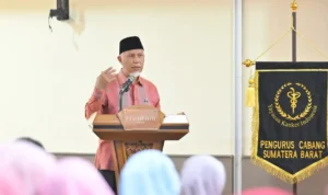 tekan-angka-kematian,-gubernur-mahyeldi-dorong-program-deteksi-dini-kanker tekan-angka-kematian,-gubernur-mahyeldi-dorong-program-deteksi-dini-kanker