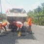 jalan-manggopoh–padang-luar-rusak-parah,-perbaikan-segera-dimulai
