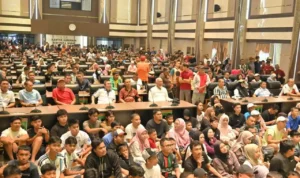 warga-padang-padati-kantor-gubernur-sumbar-untuk-nobar-perempat-final-piala-dunia warga-padang-padati-kantor-gubernur-sumbar-untuk-nobar-perempat-final-piala-dunia
