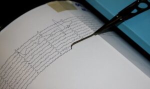 dini-hari,-tiga-kali-gempa-guncang-sumbar dini-hari,-tiga-kali-gempa-guncang-sumbar