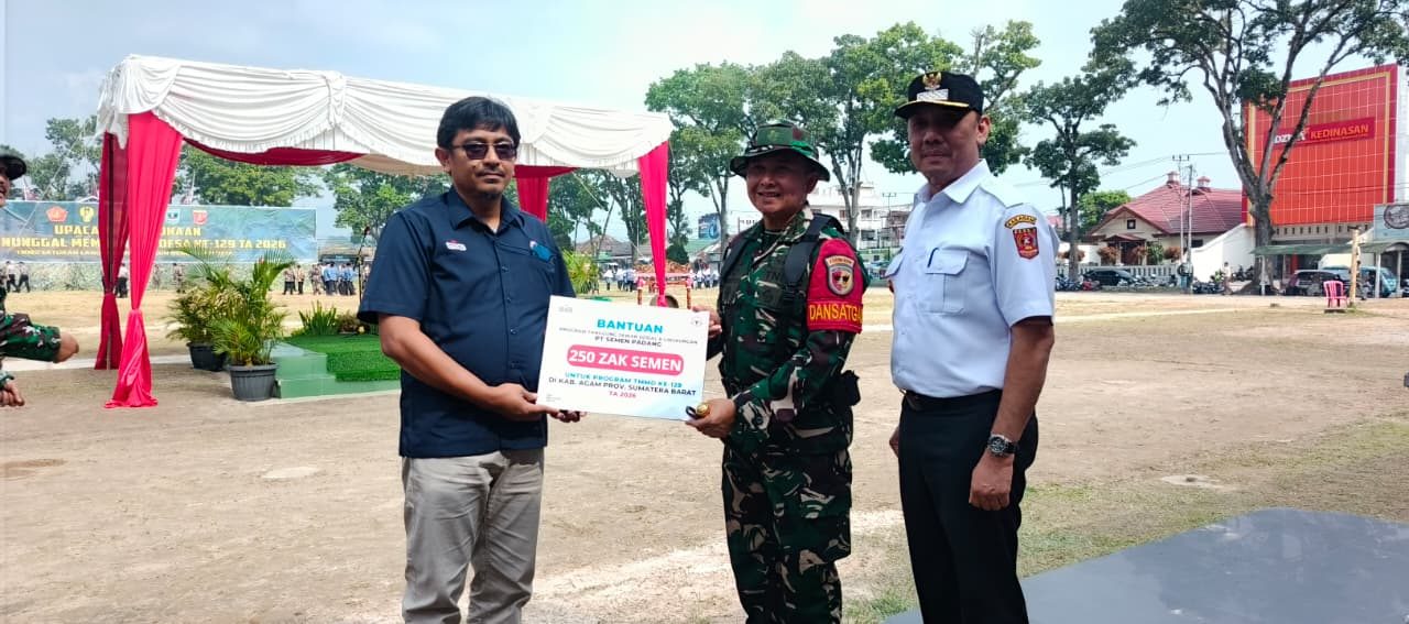 dukung-tmmd-ke-129-di-agam-dan-lima-puluh-kota,-pt-semen-padang-salurkan-500-zak-semen