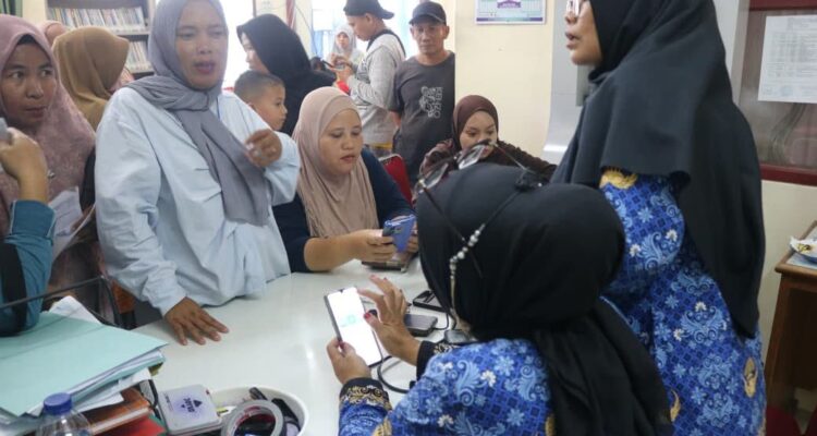 optimalkan-portal-perlinsos,-kelurahan-air-pacah-maksimalkan-layanan-hingga-jemput-bola-ke-rumah-warga
