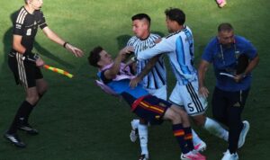 gagal-juara-piala-dunia-2026,-bek-argentina-ngamuk-hantam-pemain-spanyol gagal-juara-piala-dunia-2026,-bek-argentina-ngamuk-hantam-pemain-spanyol