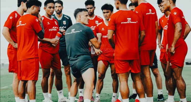 media-vietnam-ungkap-alasan-timnas-indonesia-patut-minder-dengan-trio-naturalisasi-vietnam-di-piala-aff-2026