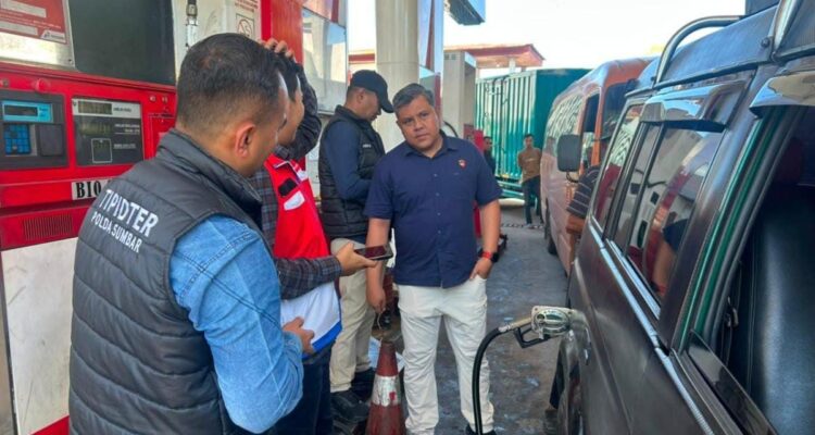 sidak-sejumlah-spbu-di-padang-dan-padang-pariaman,-ditreskrimsus-polda-sumbar-amankan-truk-modifikasi-pengangkut-solar