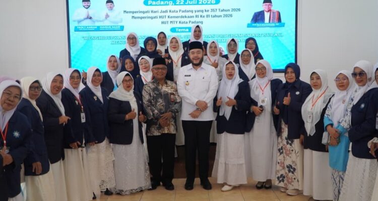 sinergi-smart-surau,-pemko-padang-gelar-festival-tadabur-yasin-dan-mars-tarbiyah