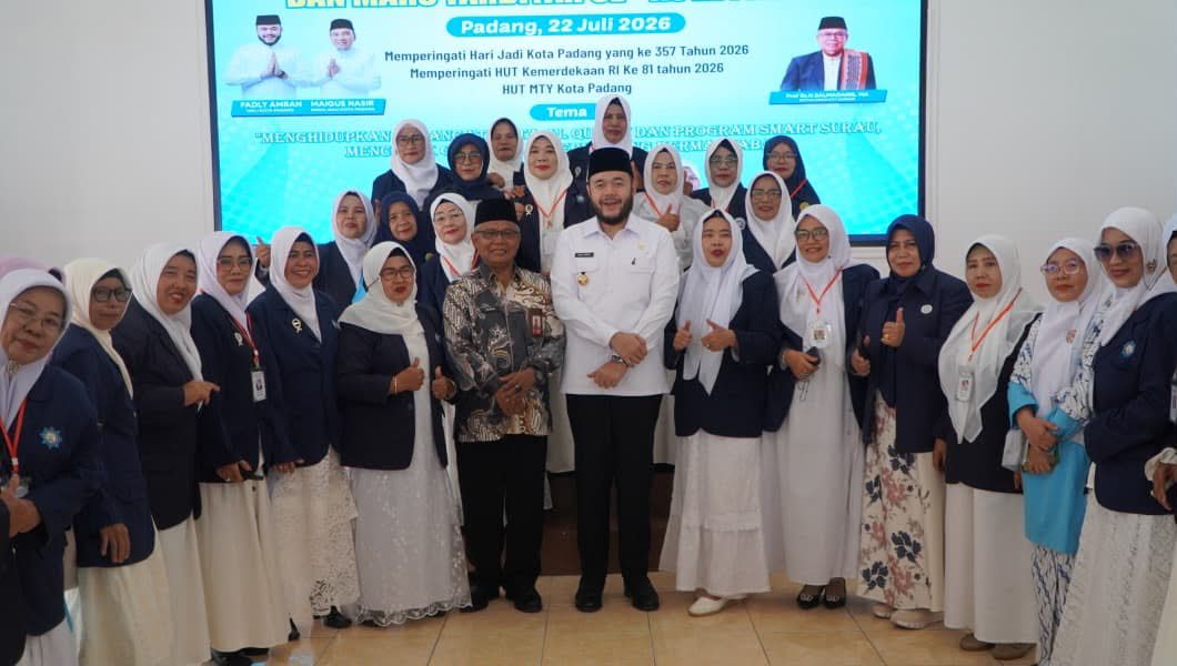sinergi-smart-surau,-pemko-padang-gelar-festival-tadabur-yasin-dan-mars-tarbiyah
