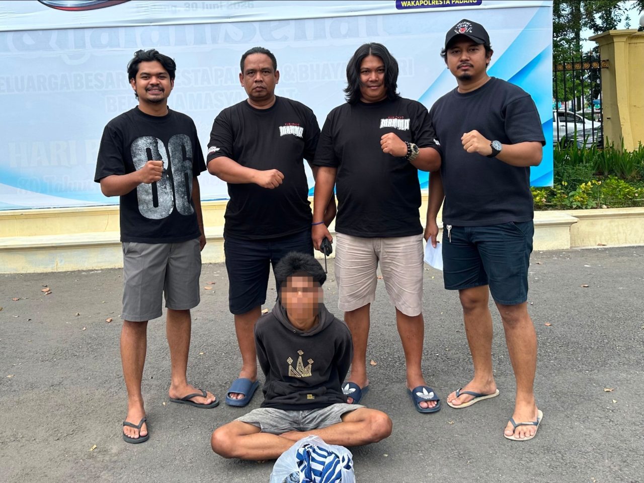 demi-baju-baru,-pemuda-di-padang-nekat-embat-komponen-listrik-ruko-senilai-rp20-juta
