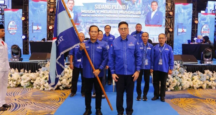 terpilih-secara-aklamasi,-mulyadi-kembali-pimpin-dpd-partai-demokrat-sumbar