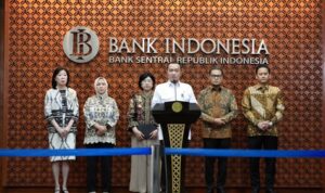 perry-warjiyo-mundur-dari-gubernur-bi,-destry-damayanti-resmi-ditunjuk-jadi-pejabat-sementara