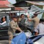 jaga-ketertiban-kota,-satpol-pp-padang-tertibkan-pkl-dan-bangunan-di-atas-fasilitas-umum