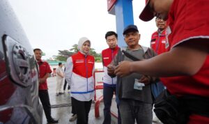 bersama-dewan-komisaris-dan-direktur-transformasi,-digitalisasi-&-sustainability,-pertamina-patra-niaga-sumbagut-pastikan-keandalan-layanan-spbu bersama-dewan-komisaris-dan-direktur-transformasi,-digitalisasi-&-sustainability,-pertamina-patra-niaga-sumbagut-pastikan-keandalan-layanan-spbu
