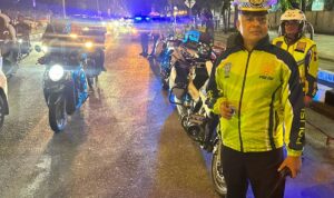 antisipasi-kepadatan-malam-minggu,-satlantas-polresta-padang-intensifkan-blue-light-patrol antisipasi-kepadatan-malam-minggu,-satlantas-polresta-padang-intensifkan-blue-light-patrol