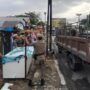 satpol-pp-padang-tertibkan-lapak-pkl-di-trotoar-pasar-alai:-berjualan-boleh,-langgar-fasum-jangan!