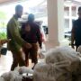 pemko-padang-bergerak-cepat-salurkan-bantuan-logistik-dan-ribuan-makanan-bagi-korban-banjir