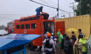 gubernur-mahyeldi-instruksikan-warga-sumbar-waspada-bencana-hidrometeorologi