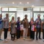 dilepas-dirut-pt-semen-padang,-dua-srikandi-silat-sumbar-resmi-bawa-misi-indonesia-ke-vietnam