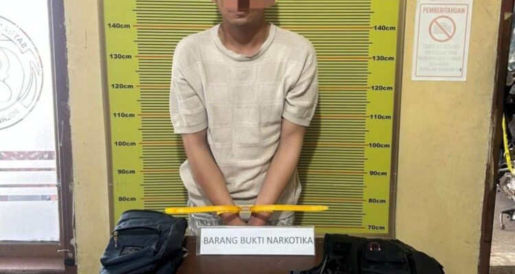 polisi-ringkus-pengedar-narkoba-di-padang-panjang,-enam-paket-ganja-kering-berhasil-diamankan