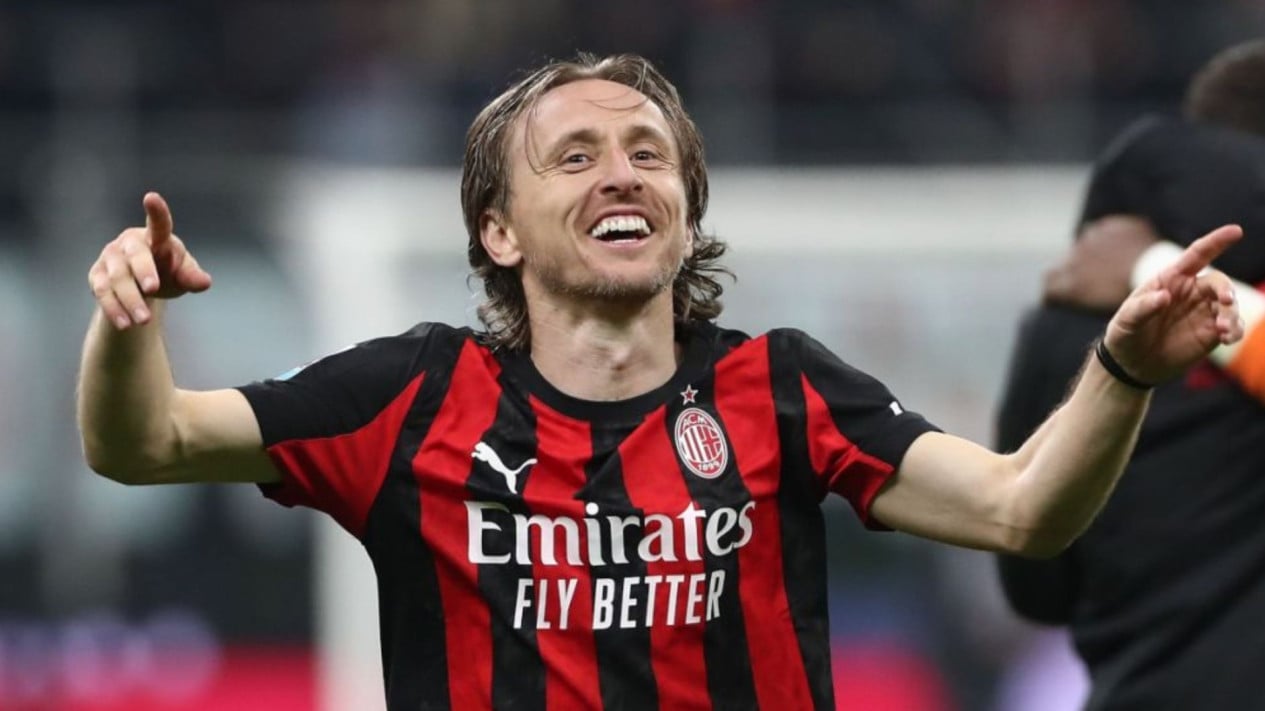 ruben-amorim-pastikan-rafael-leao-dan-luka-modric-main-lawan-chelsea-di-sugbk