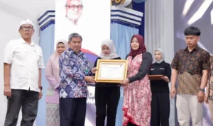 kemnaker-dan-indo-rama-perkuat-kelompok-tenaga-kerja-mandiri-di-purwakarta kemnaker-dan-indo-rama-perkuat-kelompok-tenaga-kerja-mandiri-di-purwakarta
