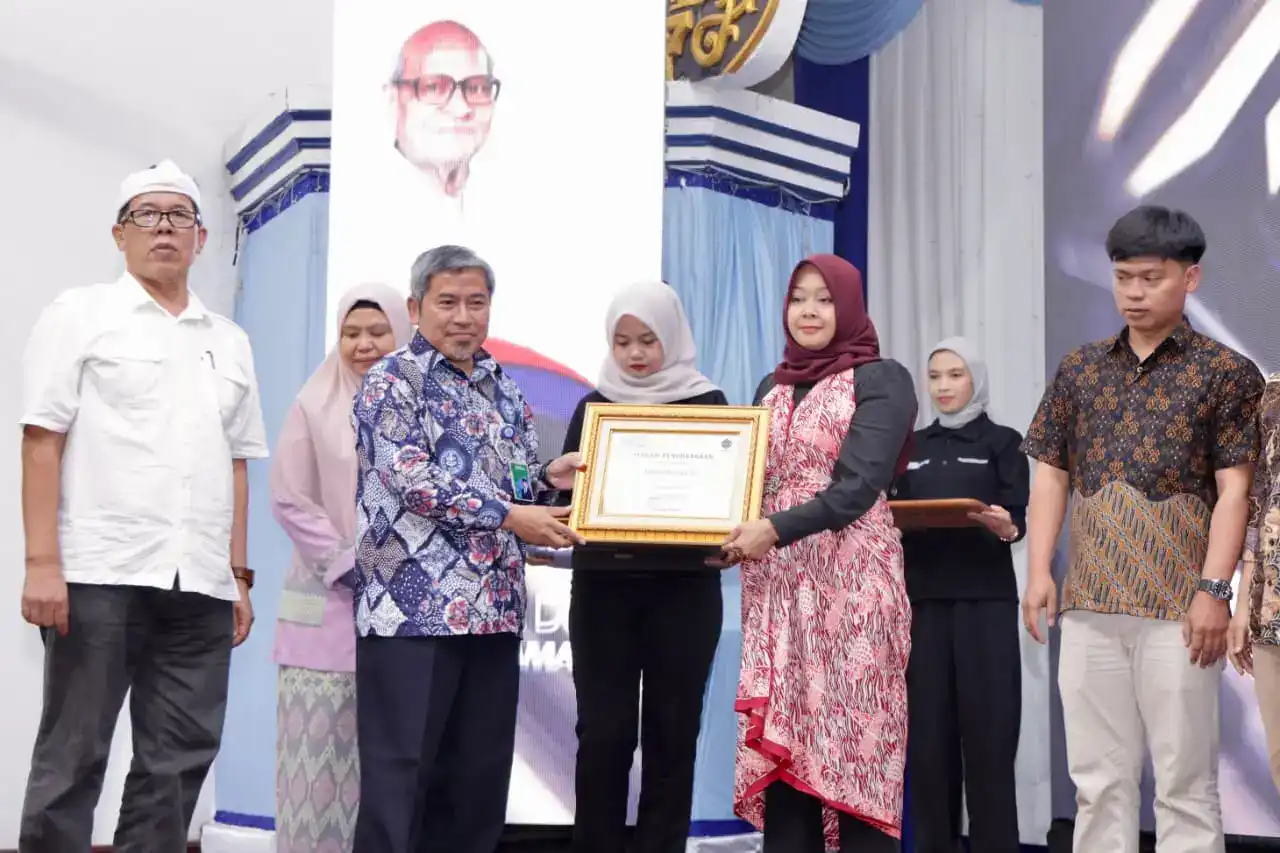 kemnaker-dan-indo-rama-perkuat-kelompok-tenaga-kerja-mandiri-di-purwakarta