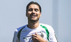 kevin-diks-naik-kelas-di-monchengladbach,-dipercaya-masuk-dewan-tim-bareng-pemain-senior-sekaligus-wakil-kapten