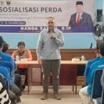 Nanda Satria bersama pengurus KNPI Sumbar dalam kegiatan sosialisasi penanggulangan bencana daerah di Padang.