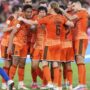 Direktur Utama I.League, Ferry Paulus, memberikan keterangan pers terkait sanksi bagi Persija Jakarta di kantor I.League.
