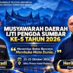 Peserta Musda V IJTI Sumatera Barat sedang berdiskusi mengenai peran strategis jurnalis televisi dalam mitigasi bencana.