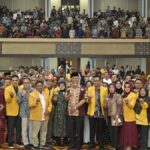 Gubernur Sumbar Mahyeldi saat memberikan sambutan dalam acara Temu Akbar Alumni UNP di Auditorium UNP.
