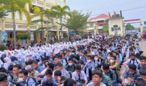 pra-osn-ke-1-tingkat-smp/mts-se-sumbar,-yopi-krislova:-ajang-siswa-tunjukkan-prestasi Suasana kegiatan Pra-OSN tingkat SMP/MTs se-Sumatera Barat yang diselenggarakan di SMP Negeri 25 Padang.