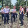 Direktur Operasi KAI memeriksa prasarana dan jalur kereta api di wilayah Divre II Sumatera Barat.