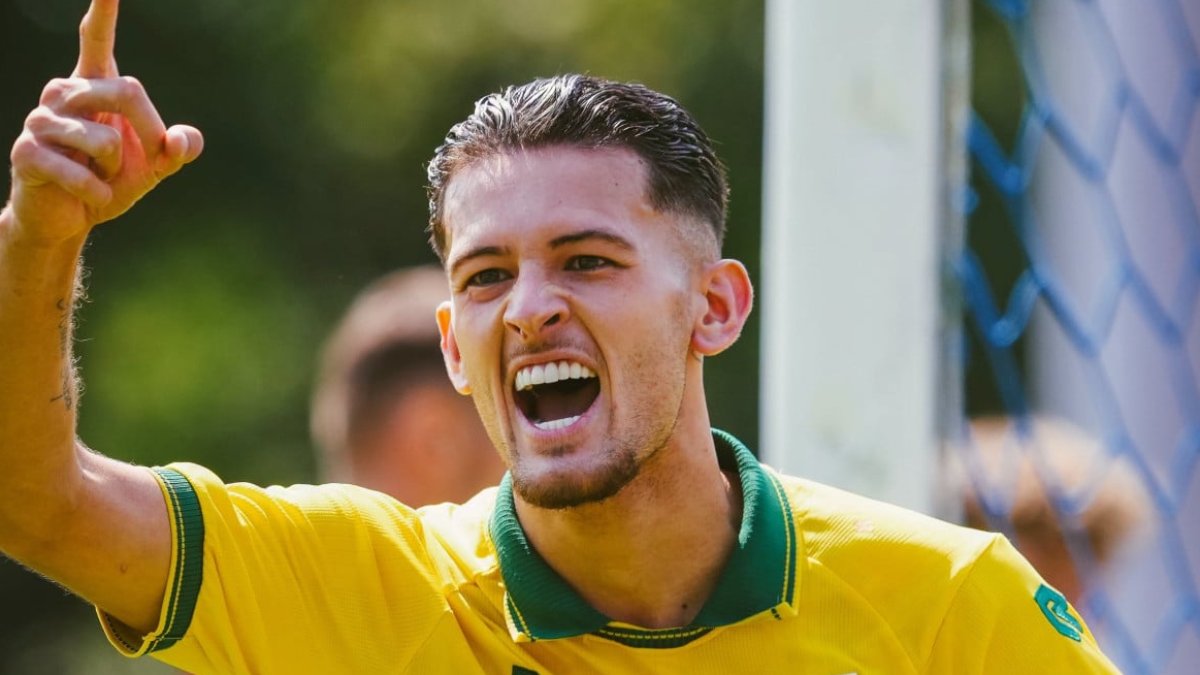 Justin Hubner tampil solid mengawal lini pertahanan Fortuna Sittard saat menang 1-0 atas Excelsior di Eredivisie.