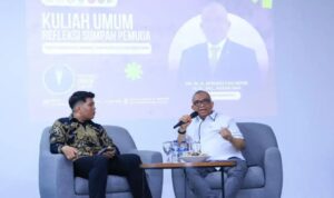 wamenaker-tekankan-pentingnya-pelatihan-dan-akses-kerja-bagi-anak-muda Wamenaker Afriansyah Noor memberikan kuliah umum di Universitas Airlangga mengenai pentingnya pelatihan vokasi bagi mahasiswa